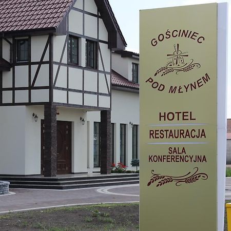Gosciniec Pod Mlynem 호텔 이노우로추프 외부 사진